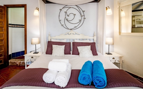 Attractive bedroom, bed size 1.50 metre